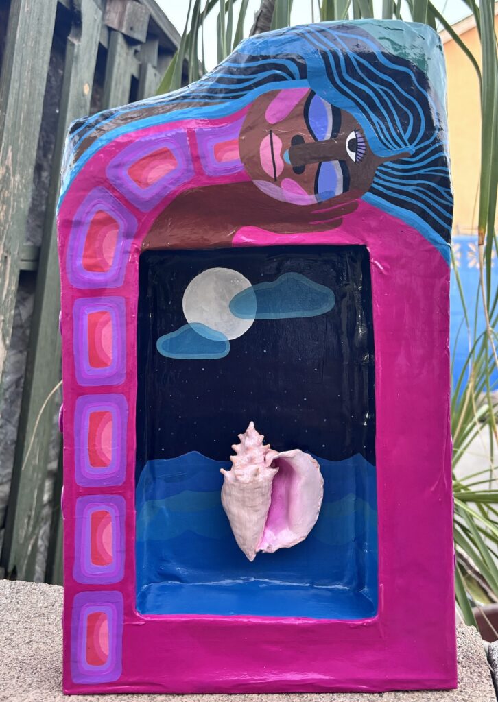 paper mache sculpture artist Denise Silva